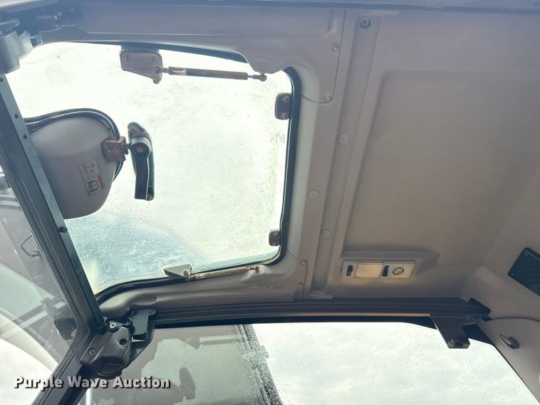 image for item NU9599 2017 Volvo EC140EL excavator