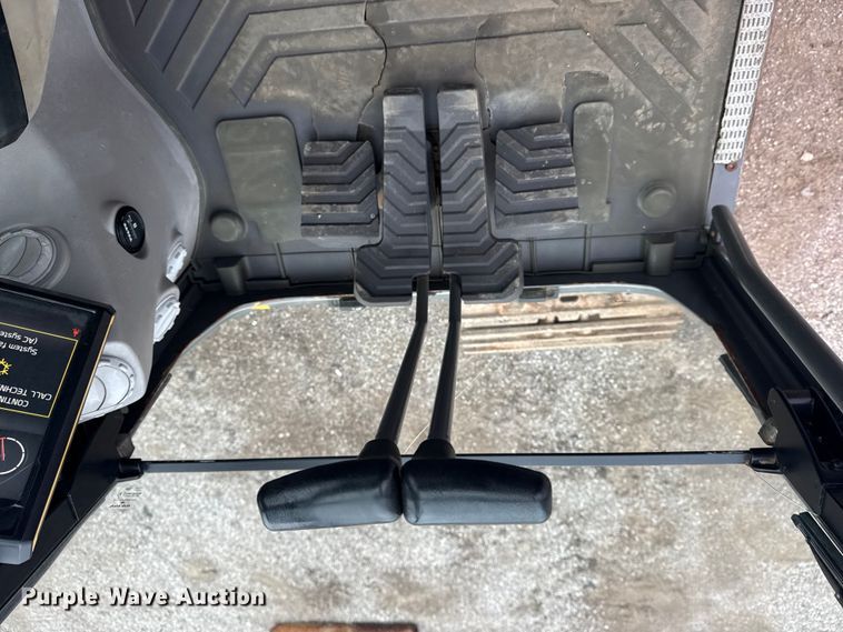 image for item NU9599 2017 Volvo EC140EL excavator