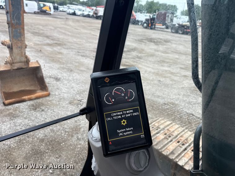 image for item NU9599 2017 Volvo EC140EL excavator