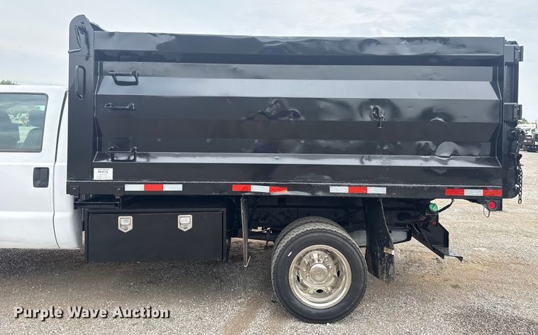 image for item NU9603 2016 Ford F550 Super Duty Crew Cab dump truck