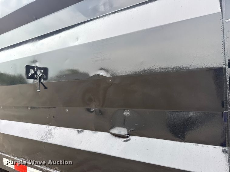 image for item NU9603 2016 Ford F550 Super Duty Crew Cab dump truck