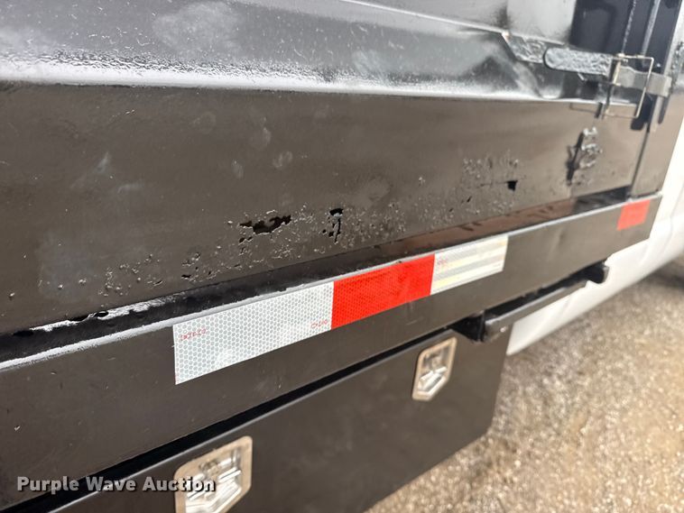 image for item NU9603 2016 Ford F550 Super Duty Crew Cab dump truck