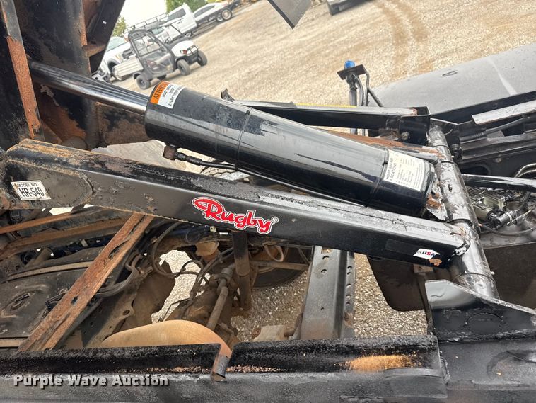 image for item NU9603 2016 Ford F550 Super Duty Crew Cab dump truck