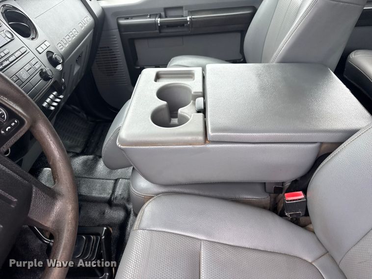 image for item NU9603 2016 Ford F550 Super Duty Crew Cab dump truck