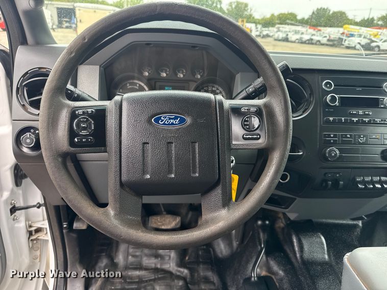 image for item NU9603 2016 Ford F550 Super Duty Crew Cab dump truck