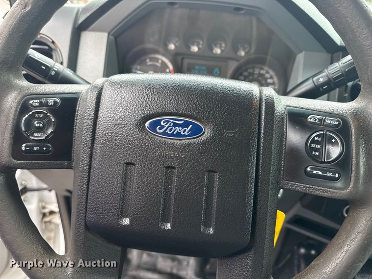 image for item NU9603 2016 Ford F550 Super Duty Crew Cab dump truck