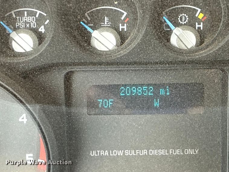 image for item NU9603 2016 Ford F550 Super Duty Crew Cab dump truck