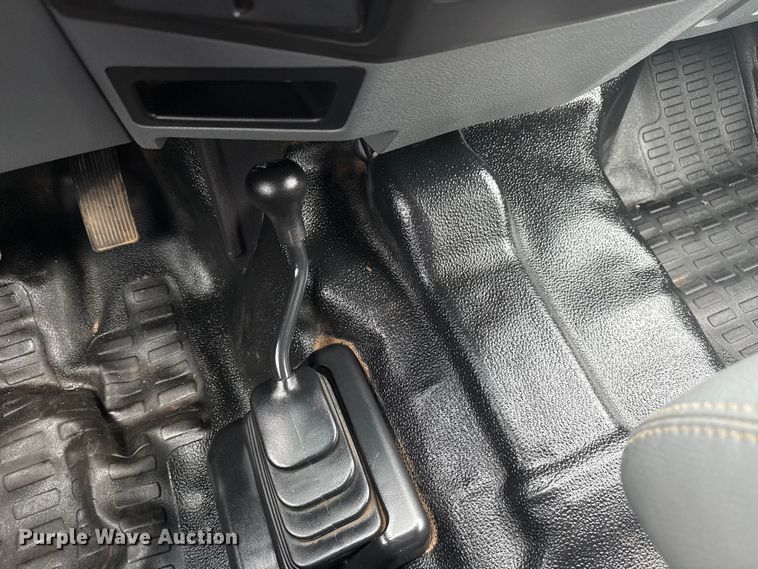 image for item NU9603 2016 Ford F550 Super Duty Crew Cab dump truck