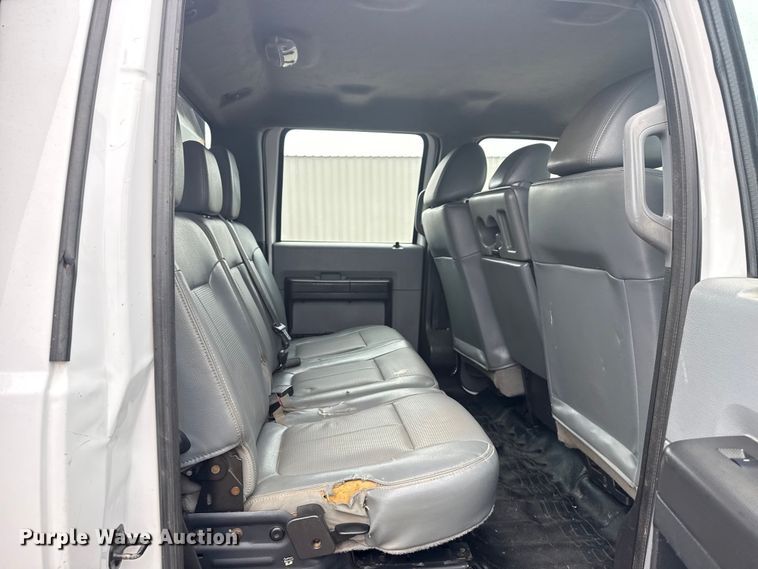 image for item NU9603 2016 Ford F550 Super Duty Crew Cab dump truck