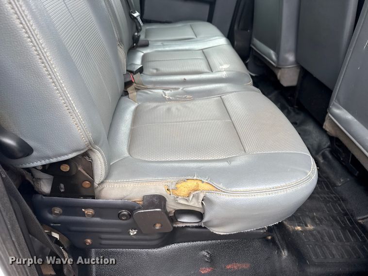 image for item NU9603 2016 Ford F550 Super Duty Crew Cab dump truck