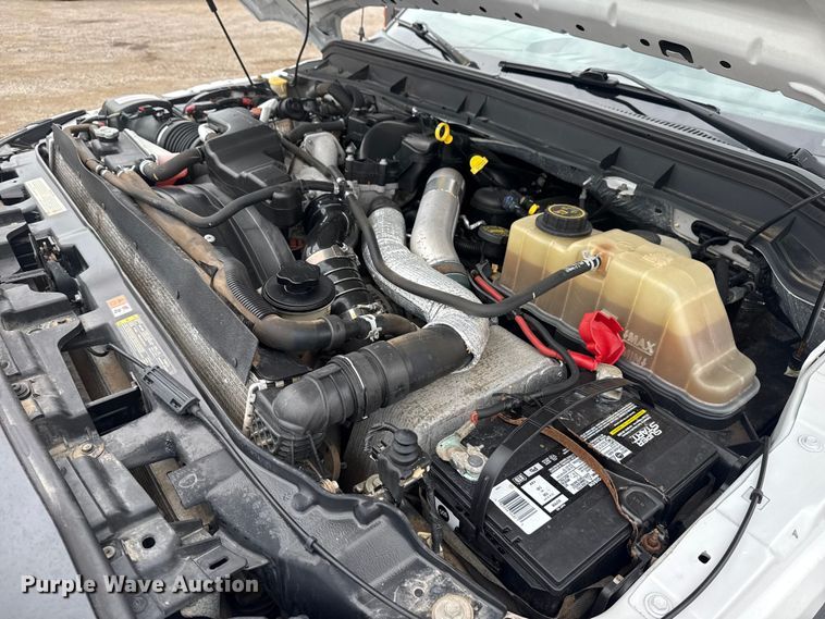 image for item NU9603 2016 Ford F550 Super Duty Crew Cab dump truck