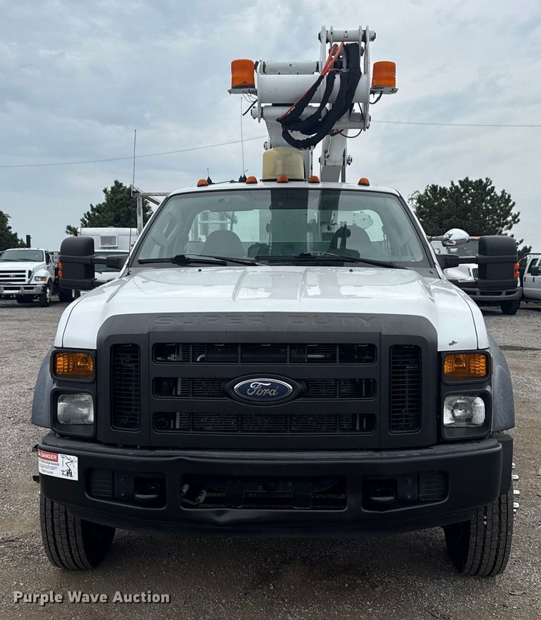 CAMIóN CON CANASTILLA 2008 FORD ETI