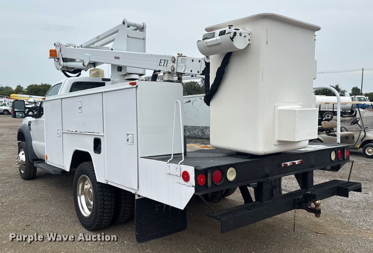 image for item NU9604 2008 Ford F450 Super Duty bucket truck