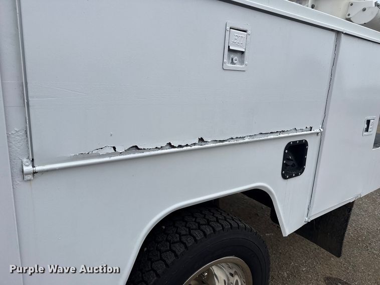 image for item NU9604 2008 Ford F450 Super Duty bucket truck