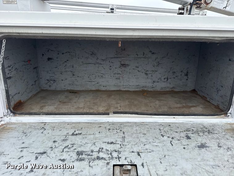 image for item NU9604 2008 Ford F450 Super Duty bucket truck