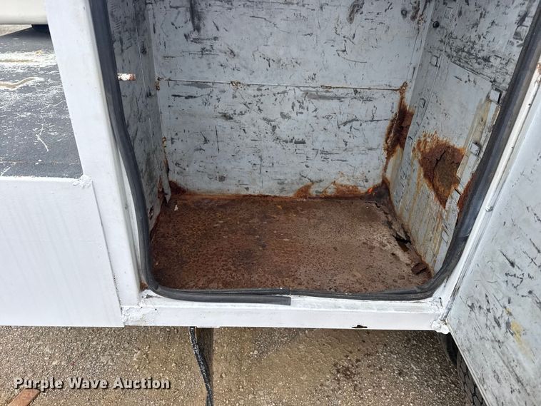 image for item NU9604 2008 Ford F450 Super Duty bucket truck