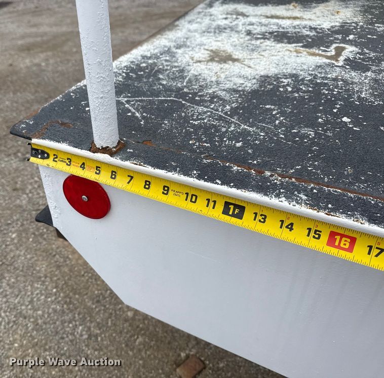 image for item NU9604 2008 Ford F450 Super Duty bucket truck