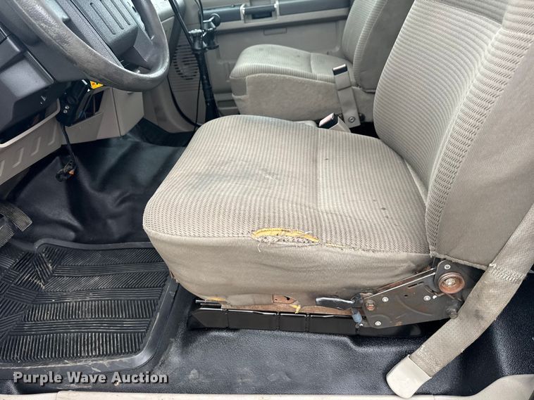 image for item NU9604 2008 Ford F450 Super Duty bucket truck