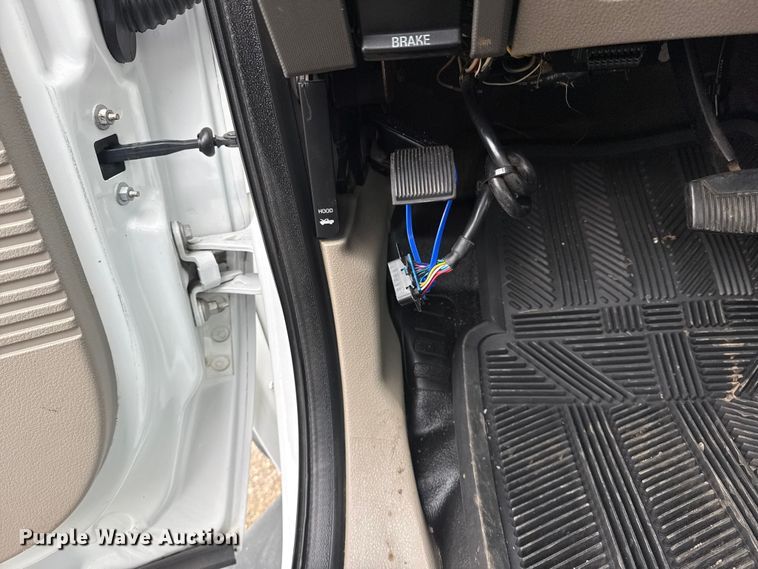 image for item NU9604 2008 Ford F450 Super Duty bucket truck