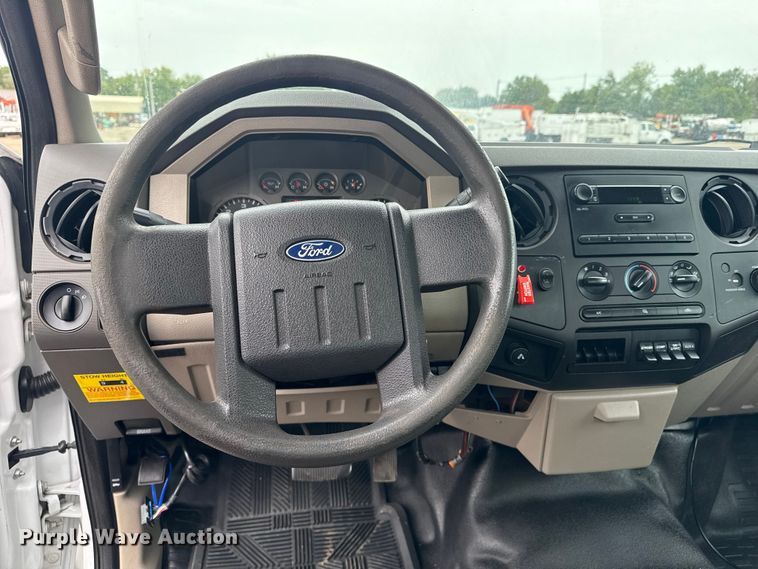 image for item NU9604 2008 Ford F450 Super Duty bucket truck