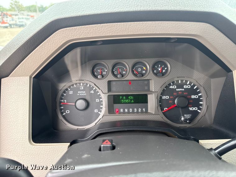 image for item NU9604 2008 Ford F450 Super Duty bucket truck