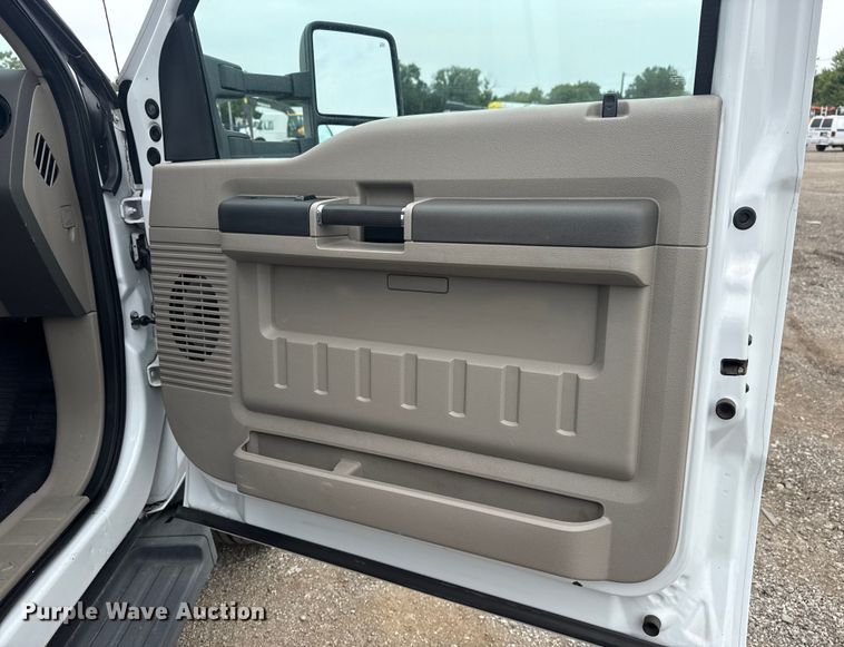 image for item NU9604 2008 Ford F450 Super Duty bucket truck