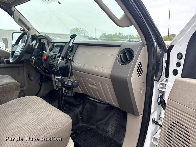 image for item NU9604 2008 Ford F450 Super Duty bucket truck