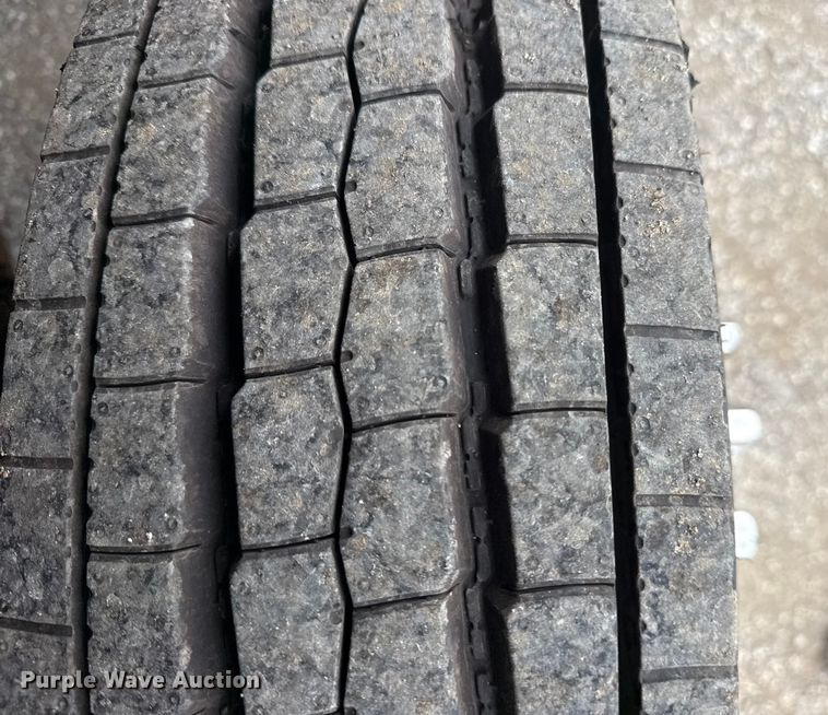 image for item NU9604 2008 Ford F450 Super Duty bucket truck