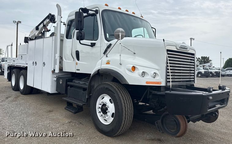 image for item NU9614 2012 Freightliner Business Class M2 crane truck