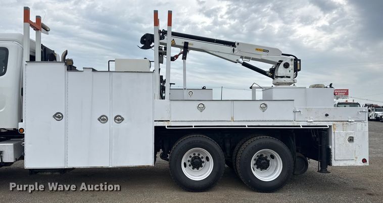 image for item NU9614 2012 Freightliner Business Class M2 crane truck