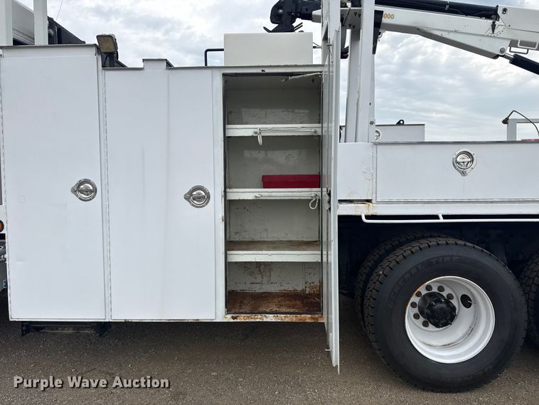 image for item NU9614 2012 Freightliner Business Class M2 crane truck