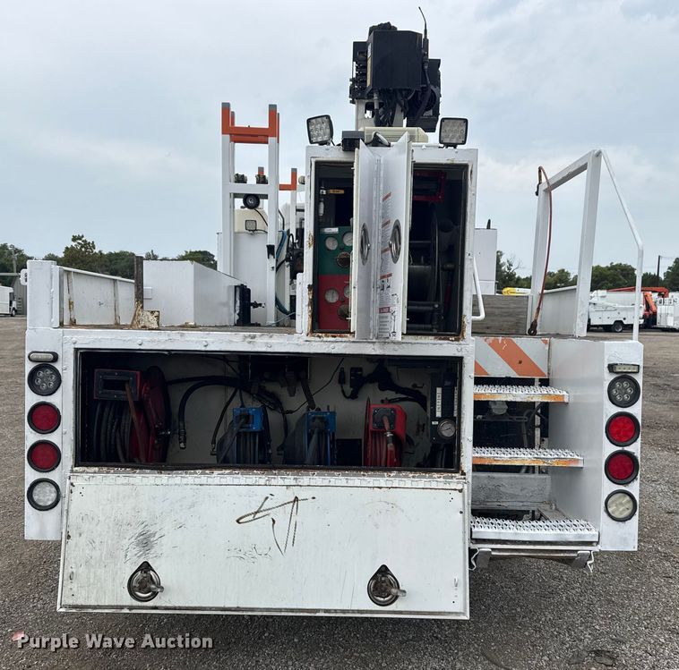 image for item NU9614 2012 Freightliner Business Class M2 crane truck