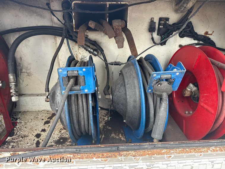 image for item NU9614 2012 Freightliner Business Class M2 crane truck