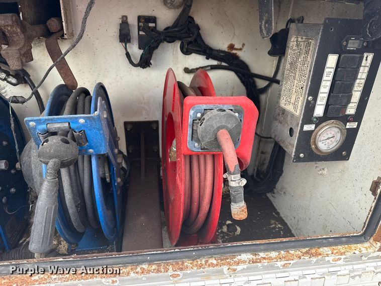 image for item NU9614 2012 Freightliner Business Class M2 crane truck