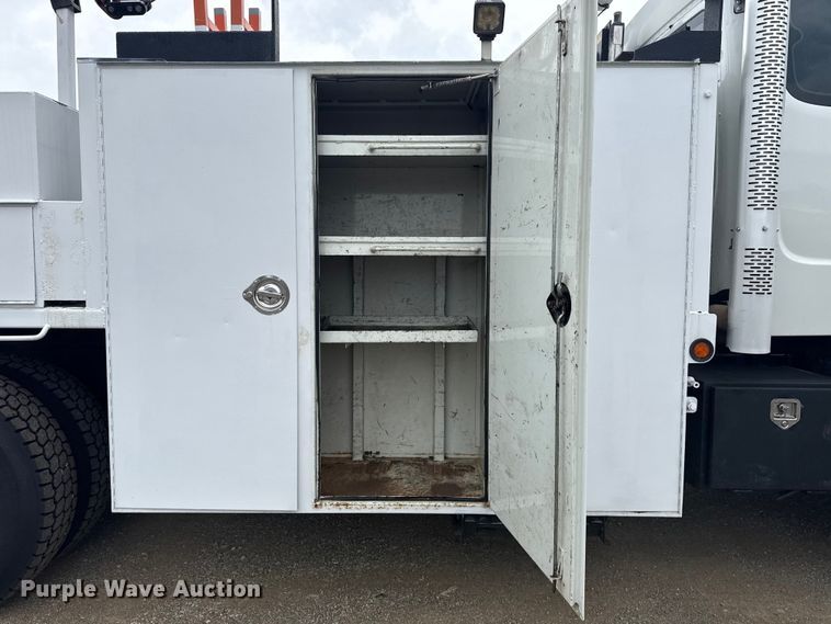 image for item NU9614 2012 Freightliner Business Class M2 crane truck