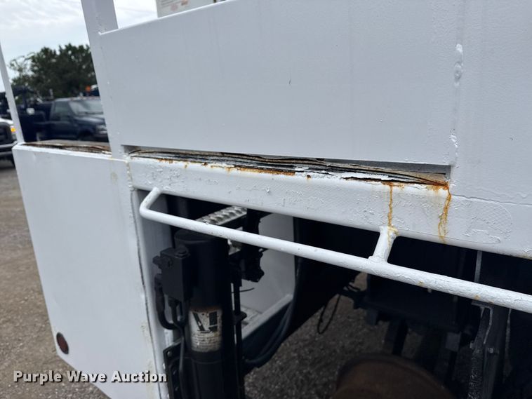 image for item NU9614 2012 Freightliner Business Class M2 crane truck