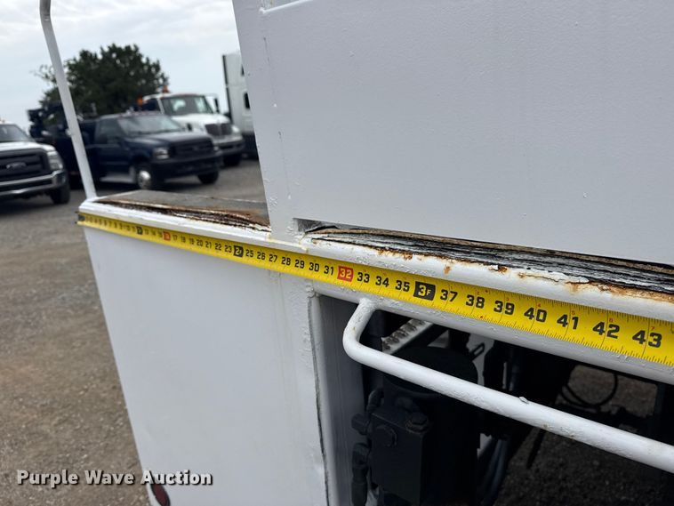 image for item NU9614 2012 Freightliner Business Class M2 crane truck