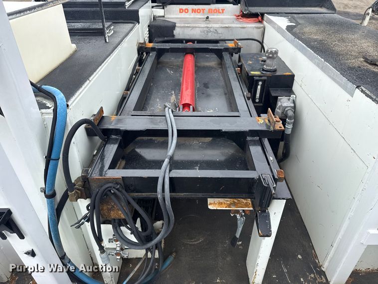 image for item NU9614 2012 Freightliner Business Class M2 crane truck