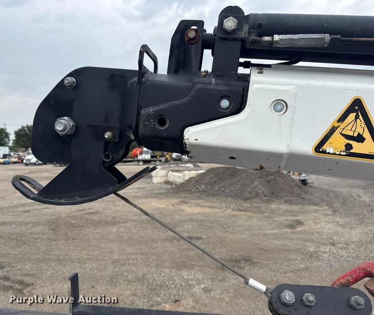 image for item NU9614 2012 Freightliner Business Class M2 crane truck