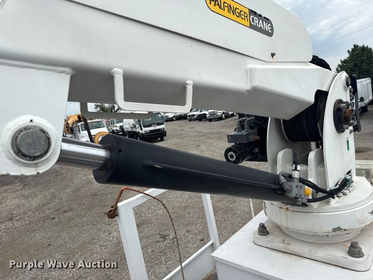 image for item NU9614 2012 Freightliner Business Class M2 crane truck