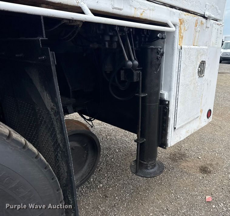 image for item NU9614 2012 Freightliner Business Class M2 crane truck