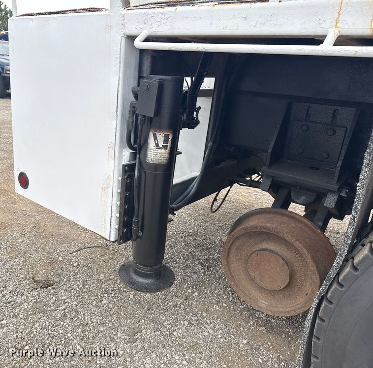 image for item NU9614 2012 Freightliner Business Class M2 crane truck