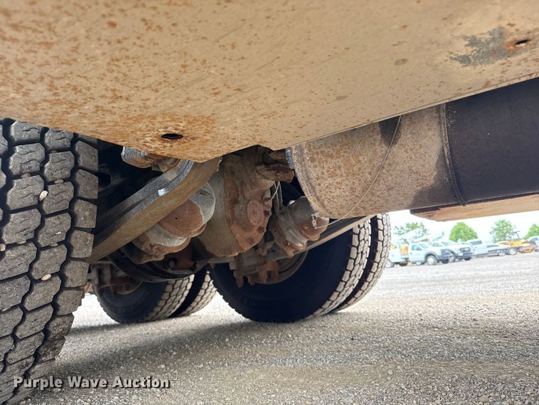 image for item NU9614 2012 Freightliner Business Class M2 crane truck