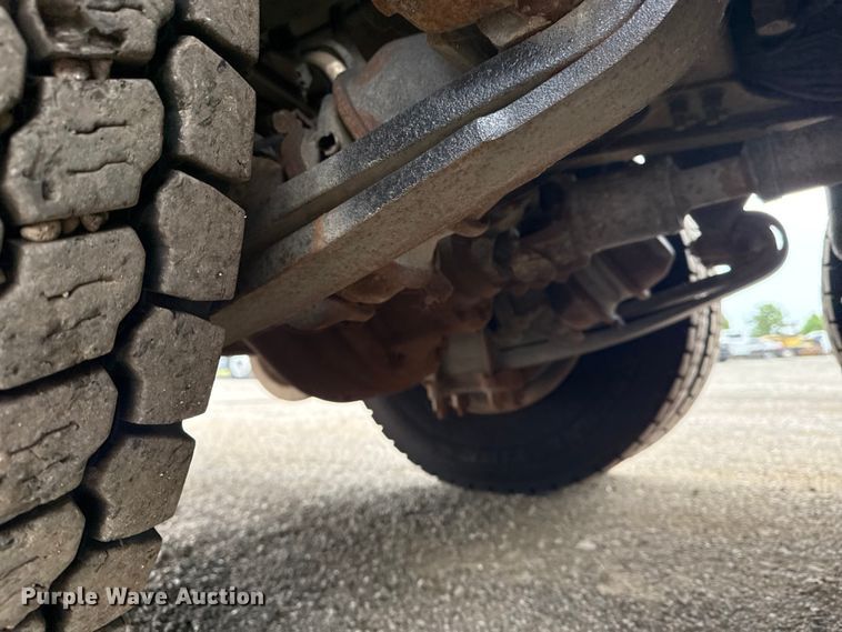 image for item NU9614 2012 Freightliner Business Class M2 crane truck