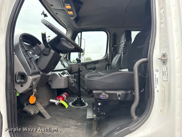 image for item NU9614 2012 Freightliner Business Class M2 crane truck