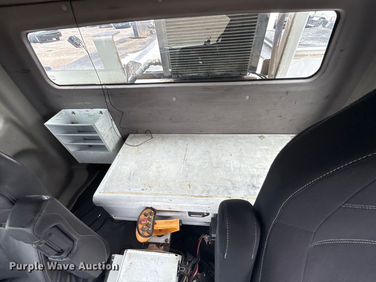 image for item NU9614 2012 Freightliner Business Class M2 crane truck