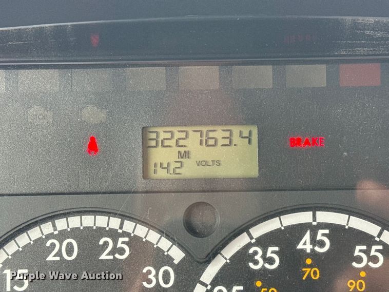 image for item NU9614 2012 Freightliner Business Class M2 crane truck