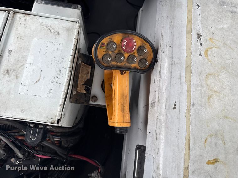 image for item NU9614 2012 Freightliner Business Class M2 crane truck