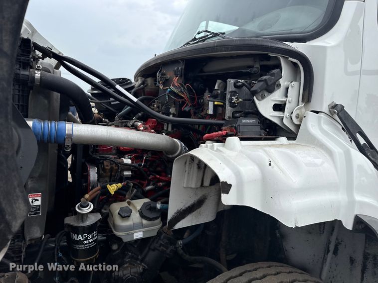 image for item NU9614 2012 Freightliner Business Class M2 crane truck