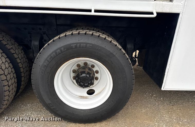 image for item NU9614 2012 Freightliner Business Class M2 crane truck